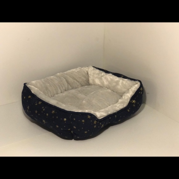 Blue star print plush pet bed - Picture 1 of 2